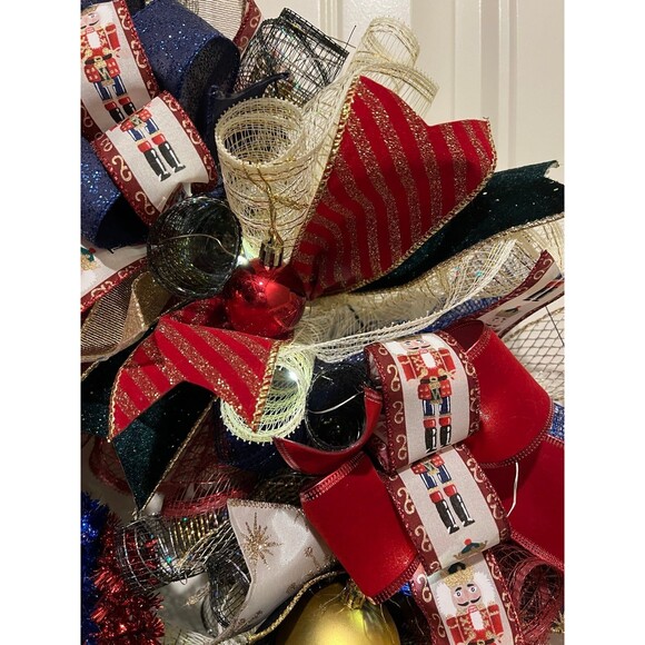 Handmade Christmas Holiday Tinsel Drummer Boy Prelit Door Wreath 26 in XLW11 - Picture 6 of 11